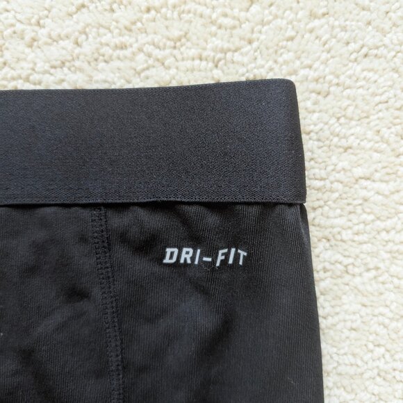 EUC Nike Pro Combat Dri-Fit Compression Crop Leggings Women's Large Black capri - Picture 5 of 11